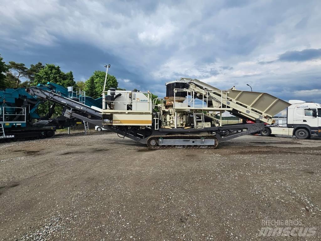 Metso LT 200 HP Мобільні дробарки