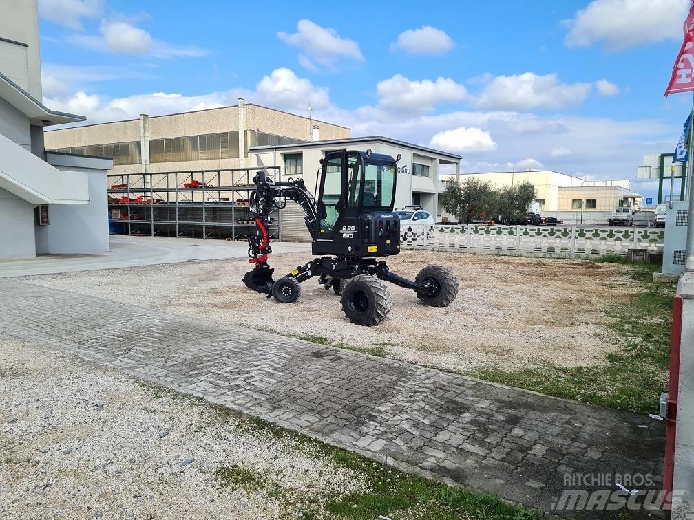 Euromach R25 Спеціальні екскаватори