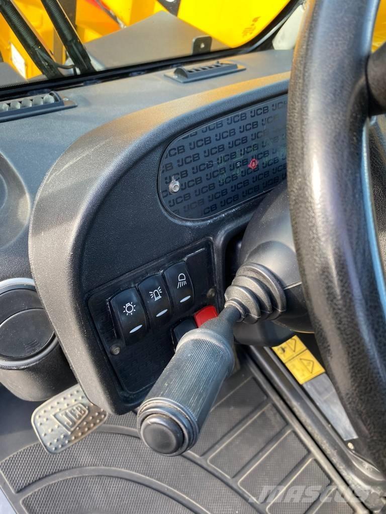 JCB 540-180 HiViz Телескопічні навантажувачі