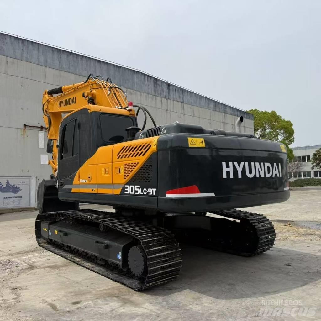 Hyundai 305 Гусеничні екскаватори