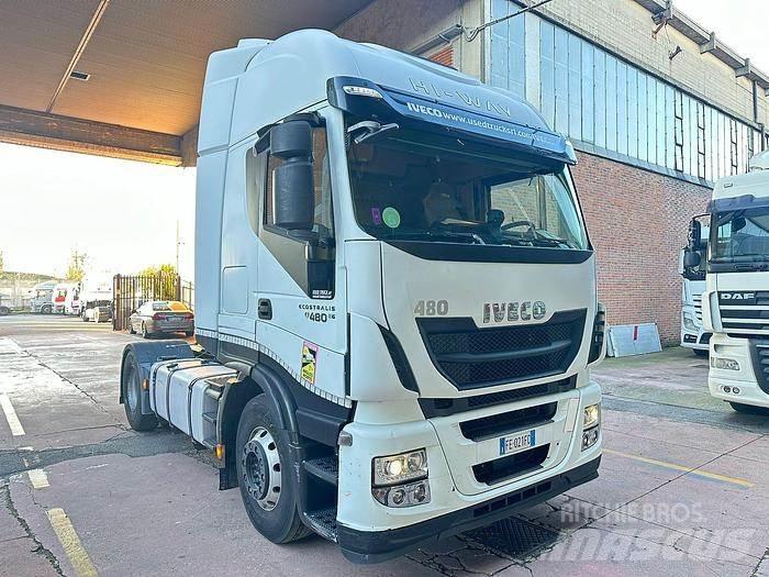 Iveco AS440E48 Тягачі