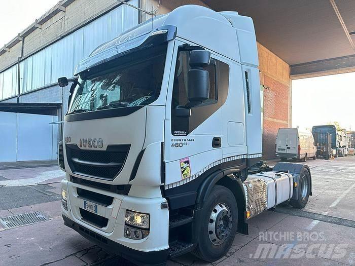 Iveco AS440E48 Тягачі