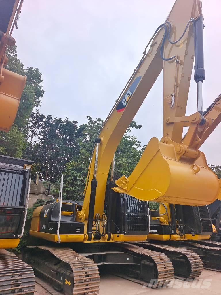 CAT 324 D Гусеничні екскаватори