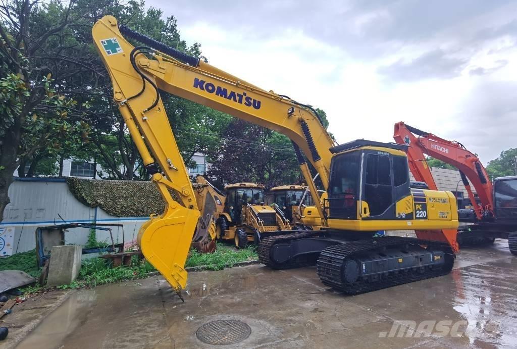 Komatsu PC 220-7 Гусеничні екскаватори