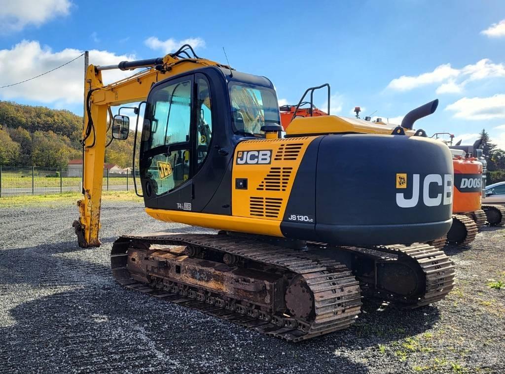 JCB JS 130 LC Гусеничні екскаватори