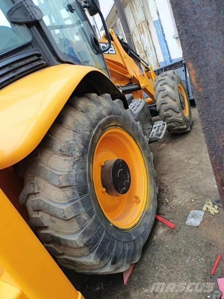 JCB 3 CX Колісні екскаватори