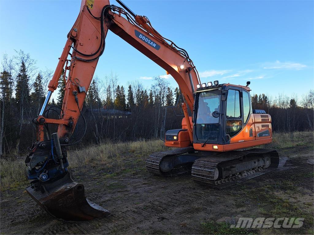 Doosan DX 140 LC-3 Гусеничні екскаватори
