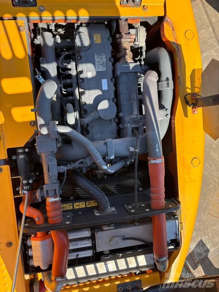 Doosan DX 160 W-3 Колісні екскаватори