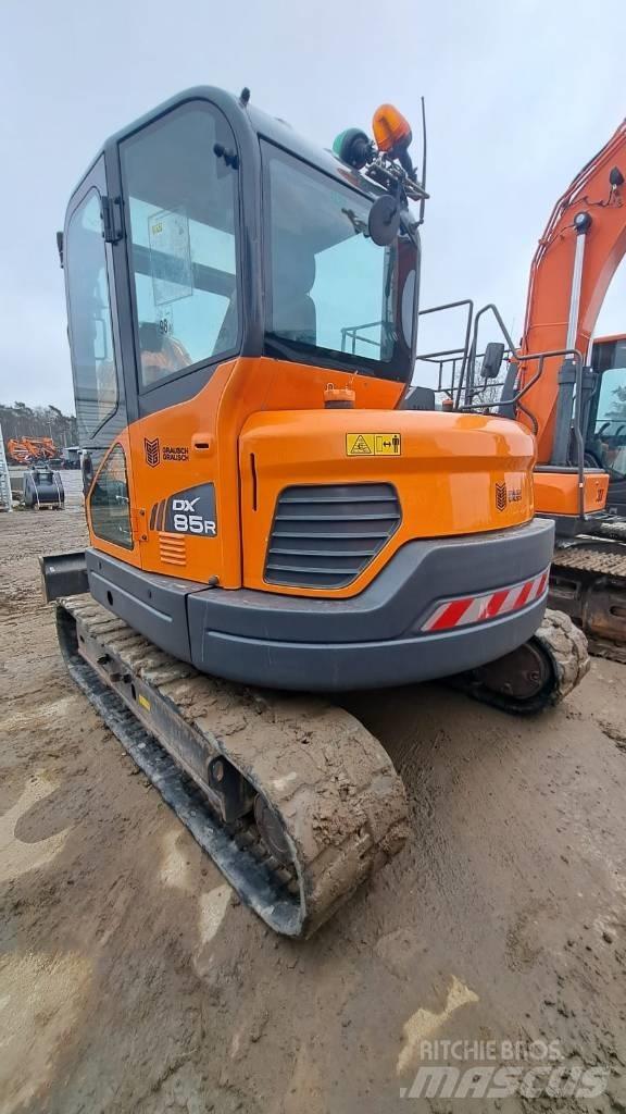 Doosan DX 85 R-3 Середні екскаватори 7т. - 12т.