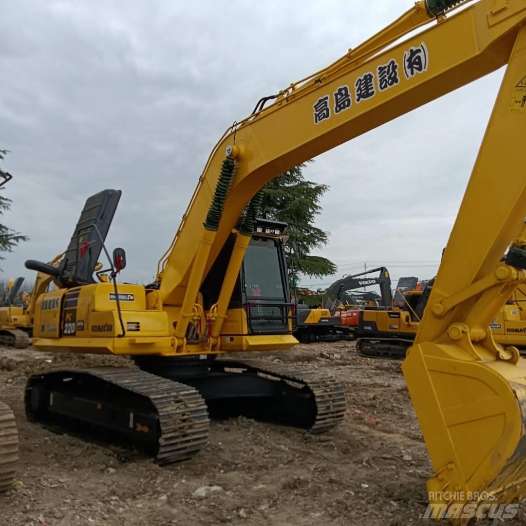 Komatsu PC 220-8 Гусеничні екскаватори