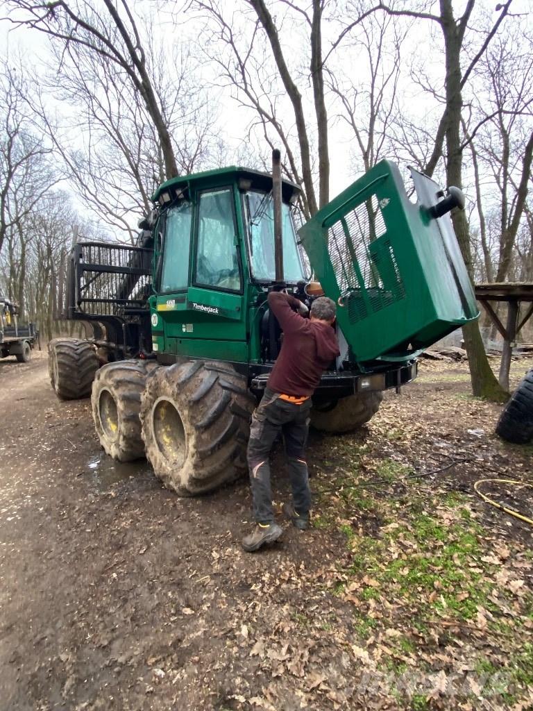 Timberjack 1410 B Форвардери