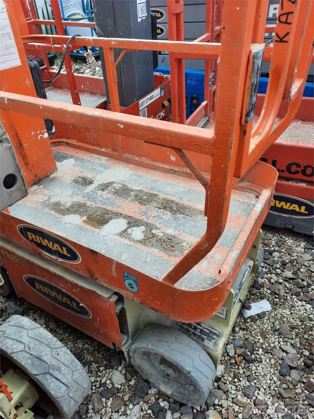 JLG 1230ES Інші підйомники і платформи