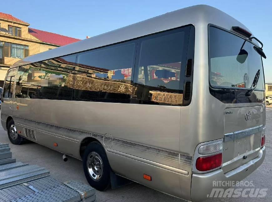 Toyota Coaster Міжміські автобуси