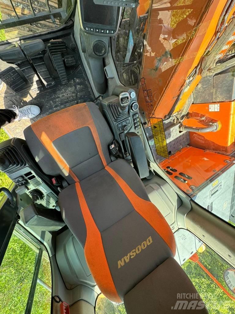 Doosan DX 140 LCR Гусеничні екскаватори