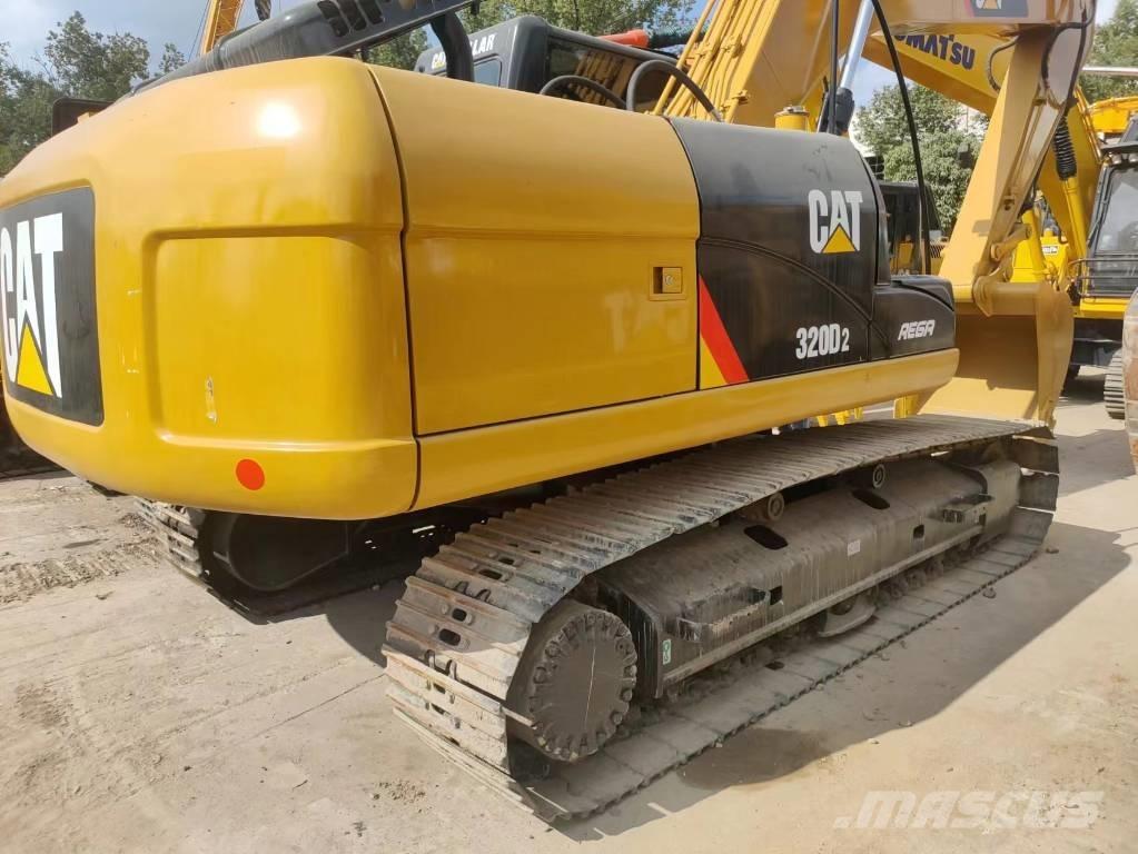 CAT 320 D Гусеничні екскаватори