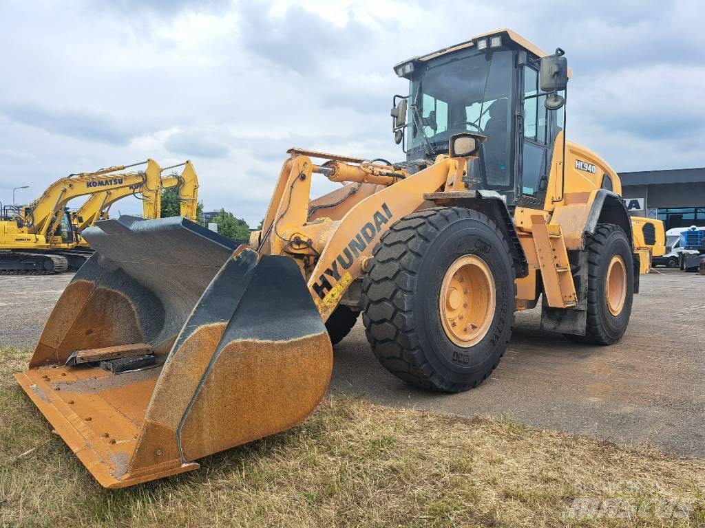 Hyundai HL940 Фронтальні навантажувачі