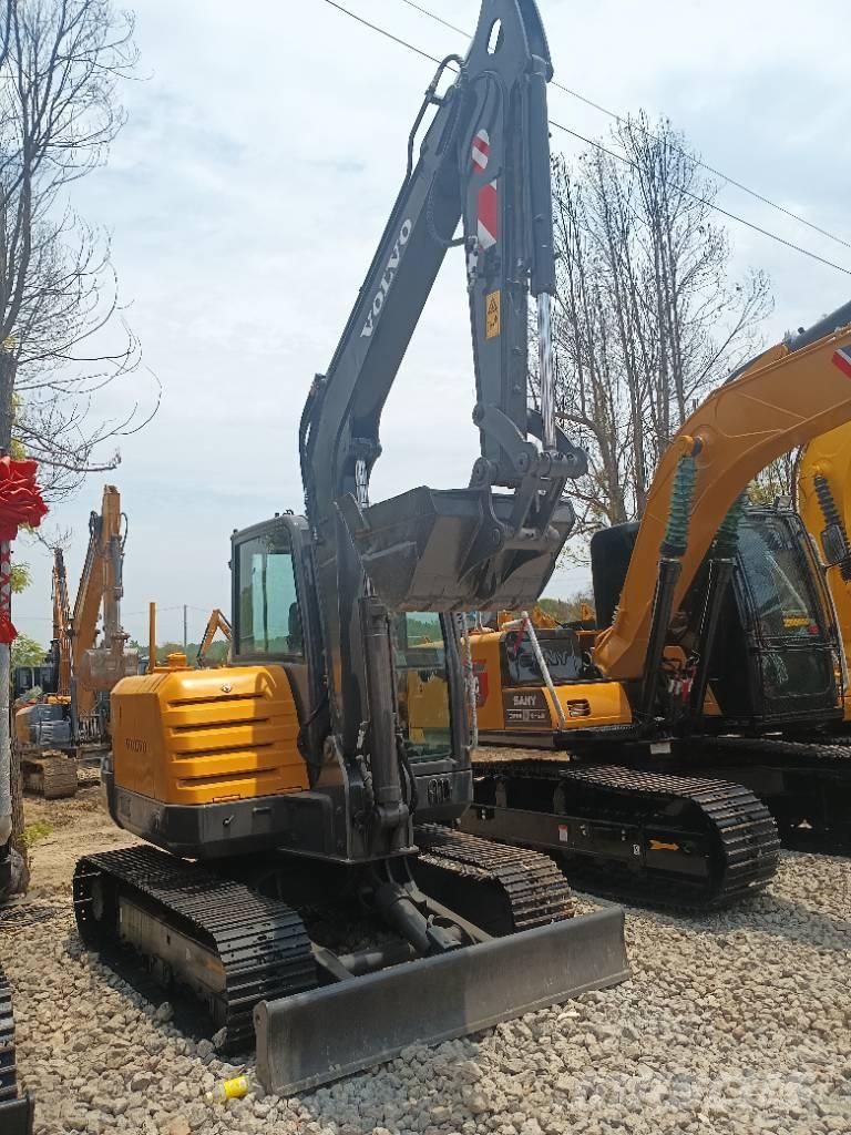 Volvo EC 60 Гусеничні екскаватори