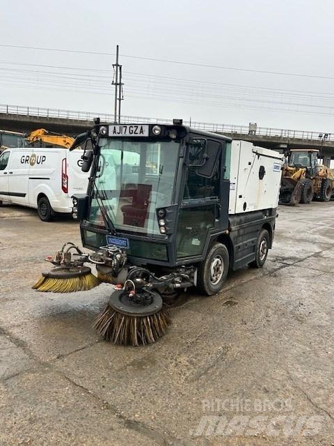 Schmidt Compact 200 Підмітальні машини