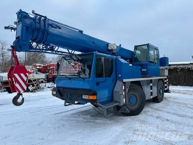 Liebherr LTM 1030-2 автокрани