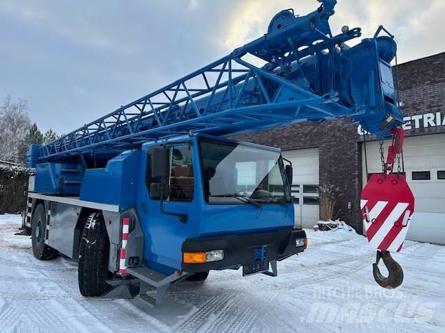 Liebherr LTM 1030-2 автокрани