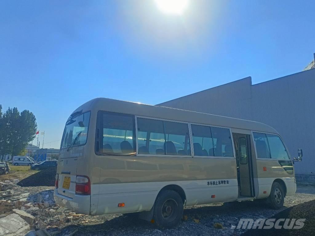 Toyota Coaster Bus Мікроавтобуси