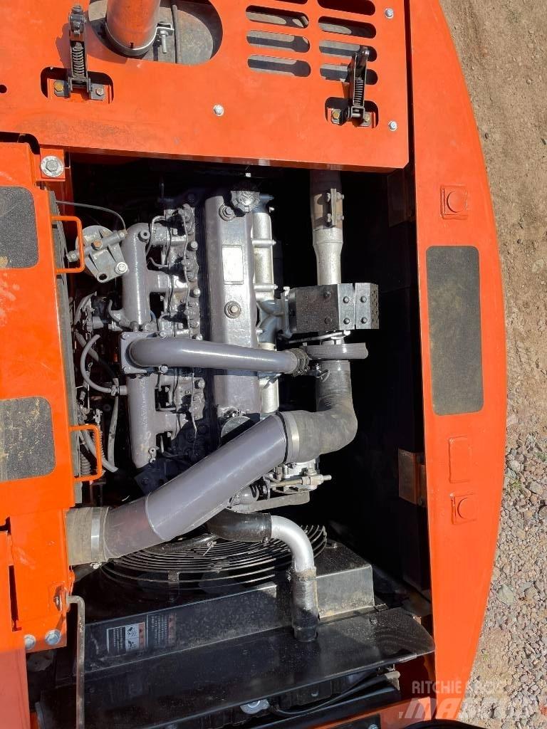 Doosan 150 Колісні екскаватори