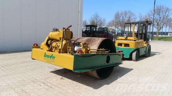 Vibromax W 501 Причепні віброкатки