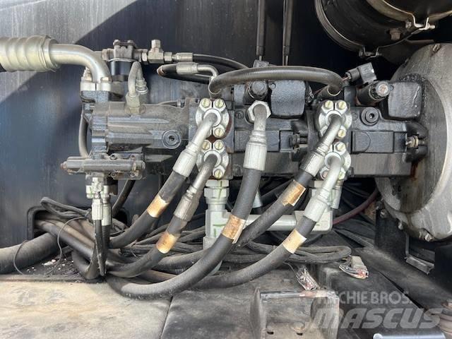 JLG 1350 SJP Телескопічні підйомники