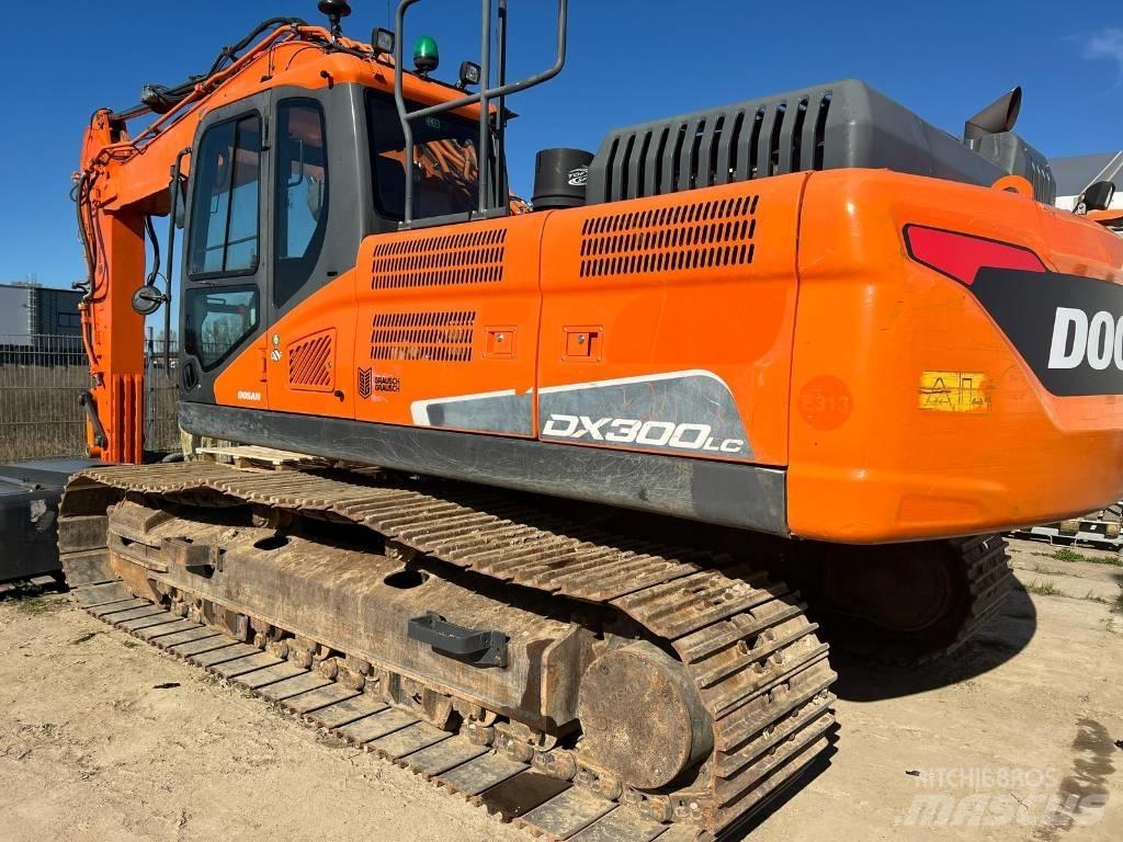 Doosan DX 300 LC-5 Гусеничні екскаватори