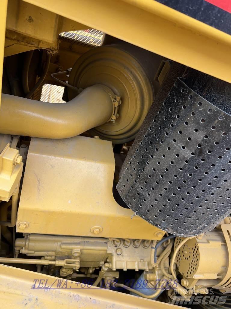 CAT D6H Грейдери