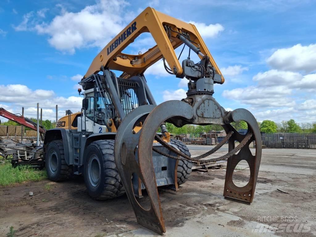 Liebherr L 580 LG Фронтальні навантажувачі
