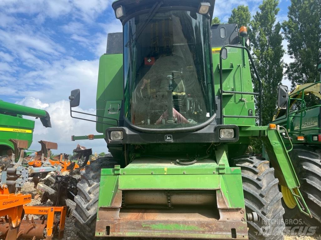 John Deere 1177 Зернозбиральні комбайни