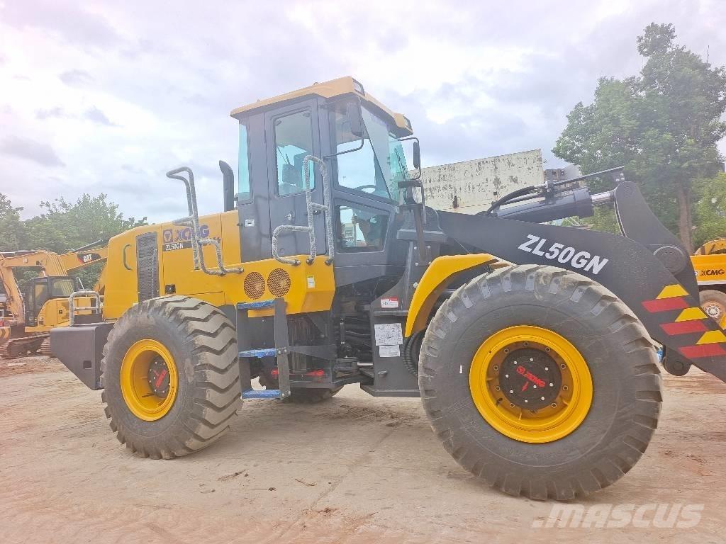 XCMG ZL 50 GN Фронтальні навантажувачі