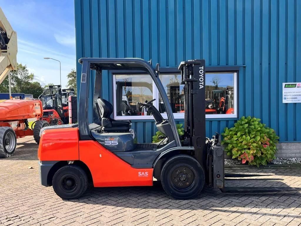 Toyota 52-8FDJF35 Дизельні навантажувачі