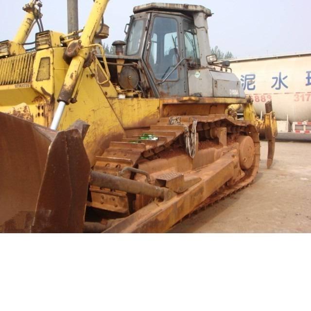 Komatsu d155a-2 Гусеничні бульдозери