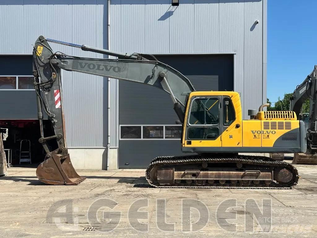 Volvo EC210BLC Гусеничні екскаватори