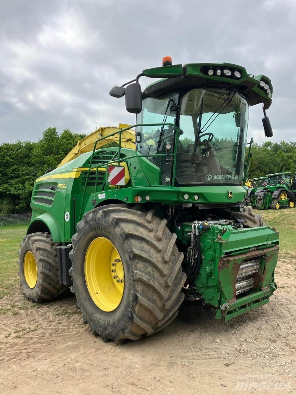 John Deere 8500 Кормозбиральні комбайни
