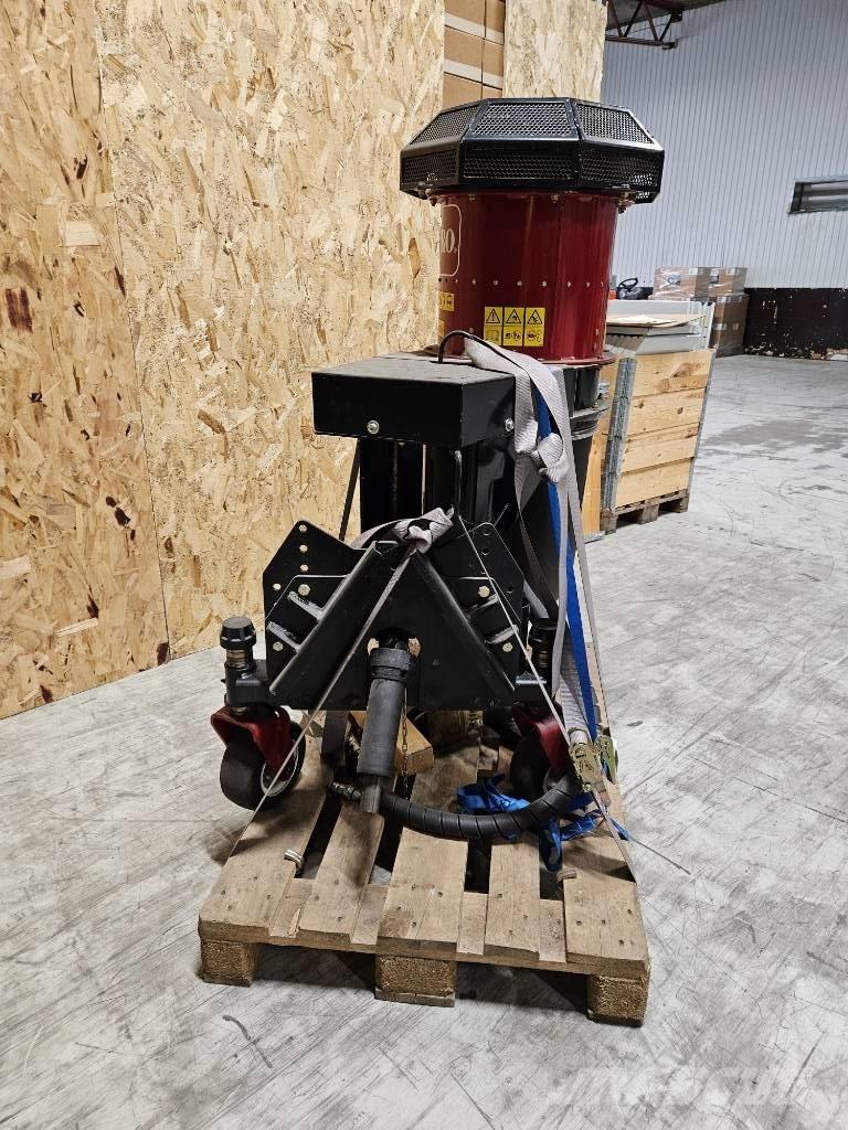 Toro ProForce Обладнання для видалення сміття