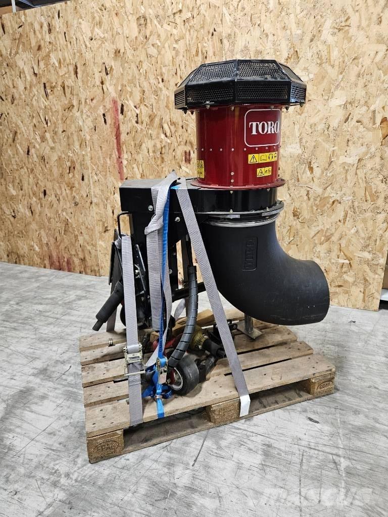 Toro ProForce Обладнання для видалення сміття