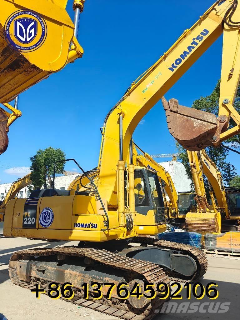 Komatsu PC 220 Гусеничні екскаватори