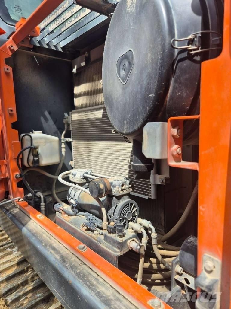 Doosan DX 300 LC-5 Гусеничні екскаватори
