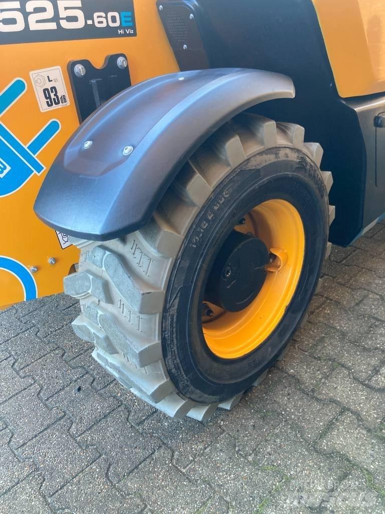 JCB 525-60 E Телескопічні навантажувачі
