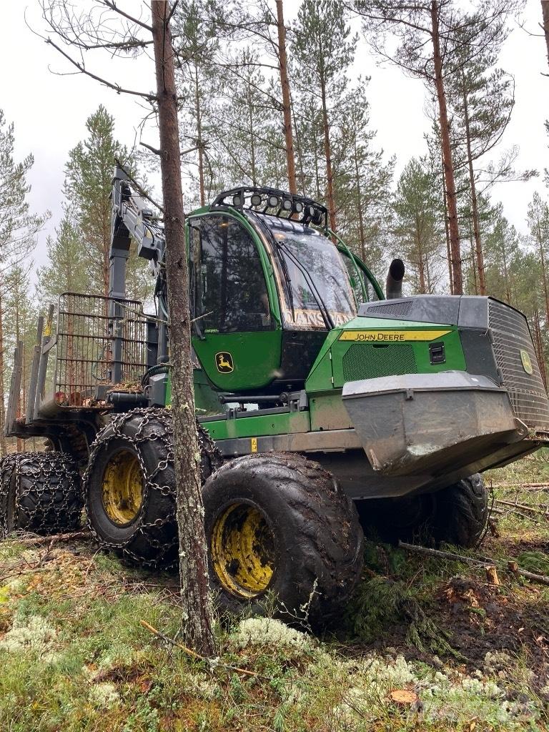 John Deere 1010G Форвардери