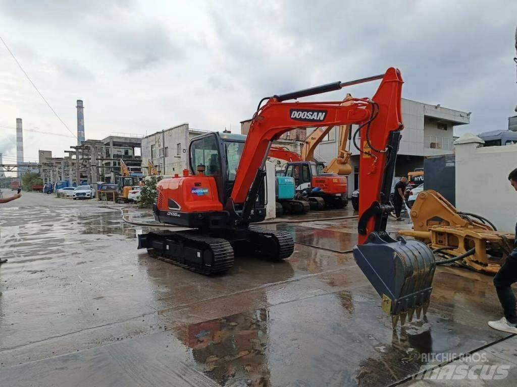 Doosan DX 55 Міні-екскаватори < 7т
