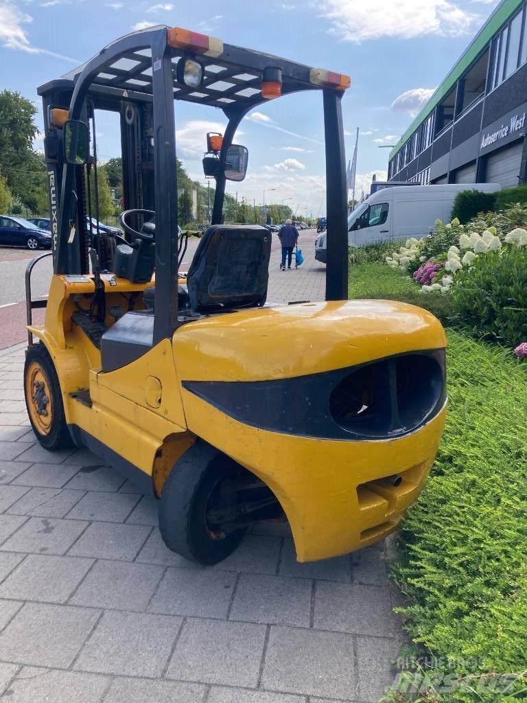 Maximal FD30T Дизельні навантажувачі