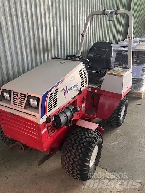 Ventrac 4500 Y Підсобні машини
