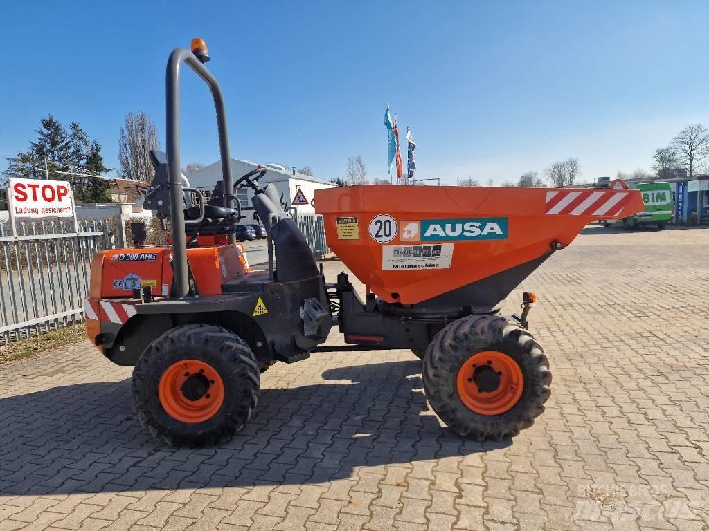 Ausa D300AHG Зчленовані самоскиди
