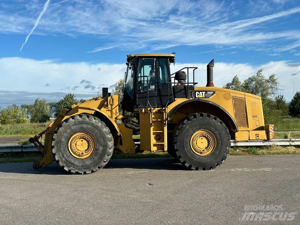 CAT 980H Фронтальні навантажувачі