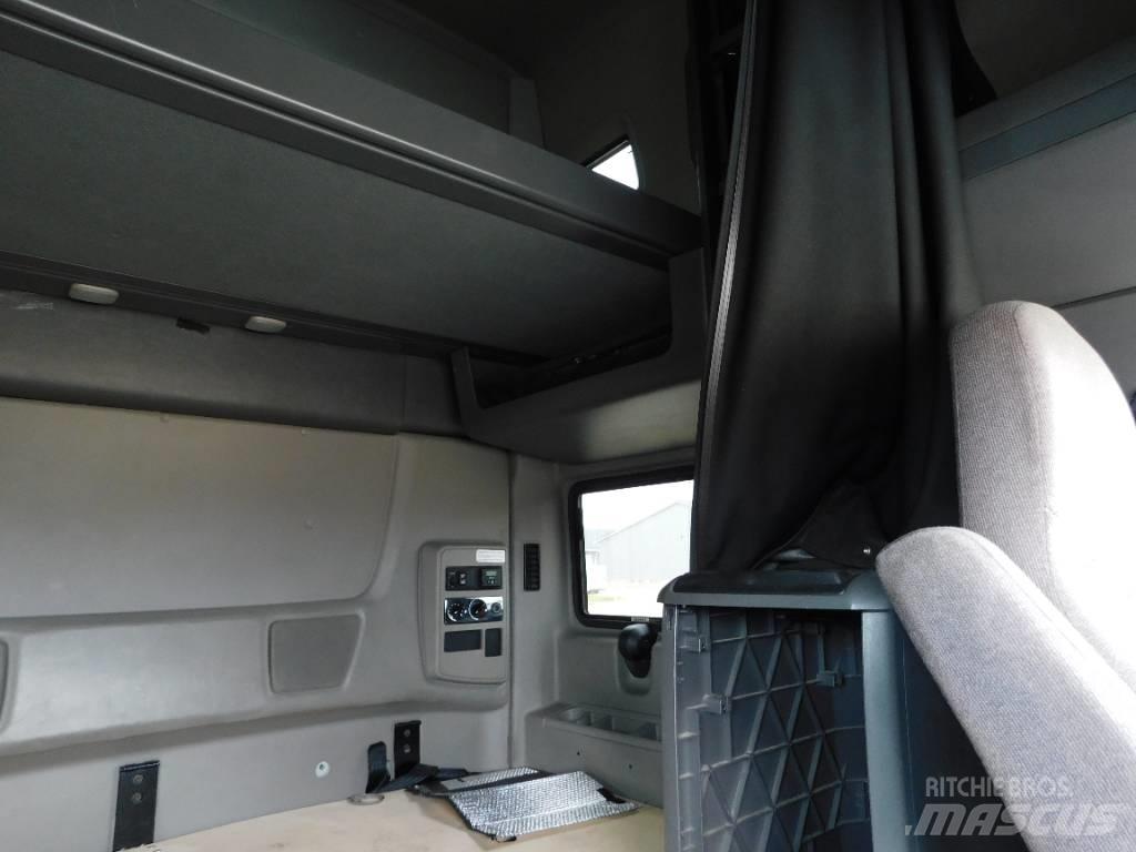 International LT 625 Тягачі