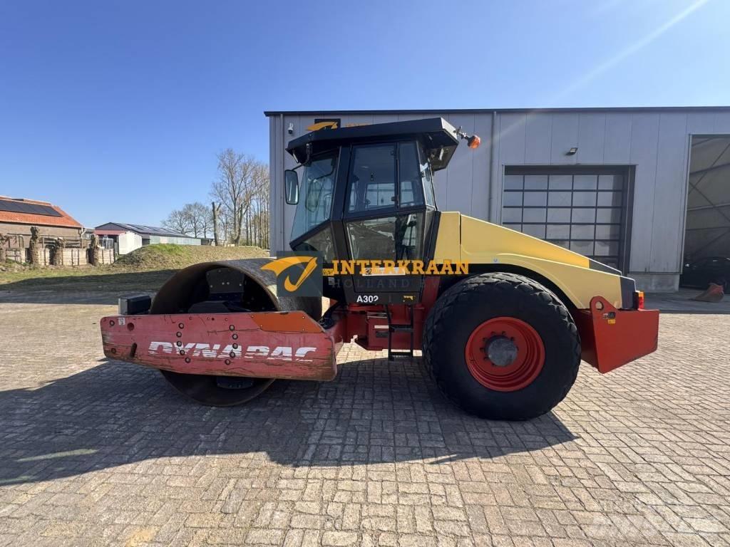 Dynapac CA 302 D Грунтові котки